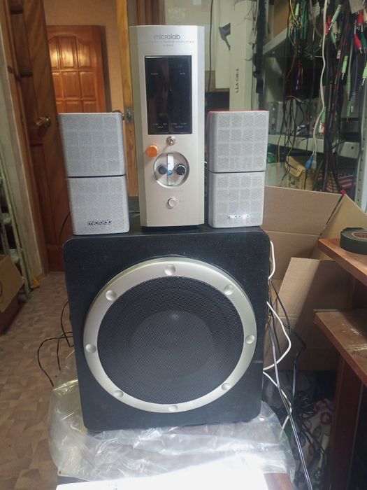 Колонка Microlab