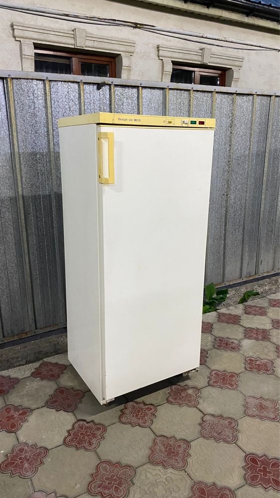 Продам Морозильную Камеру+доставка