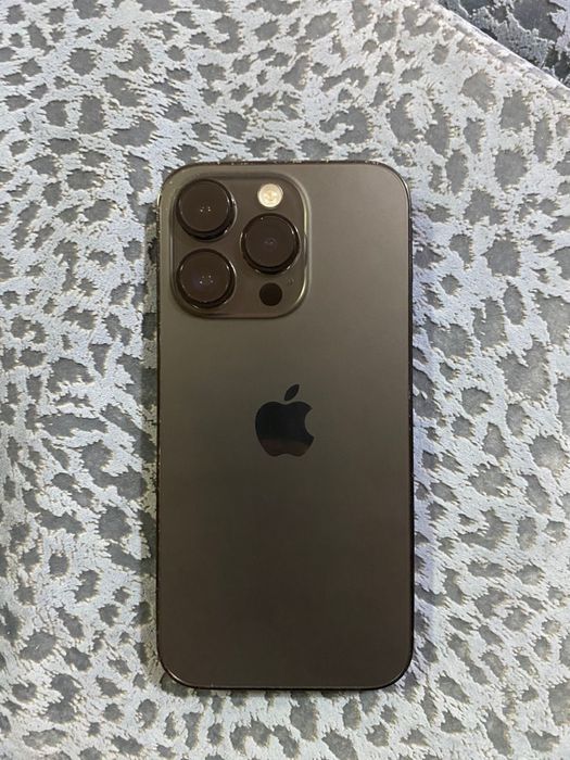 Iphone 14 pro продаеться