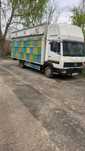Camion Apicol Mercedes-Benz 814 7,5T (88locuri lăzi orizontale)