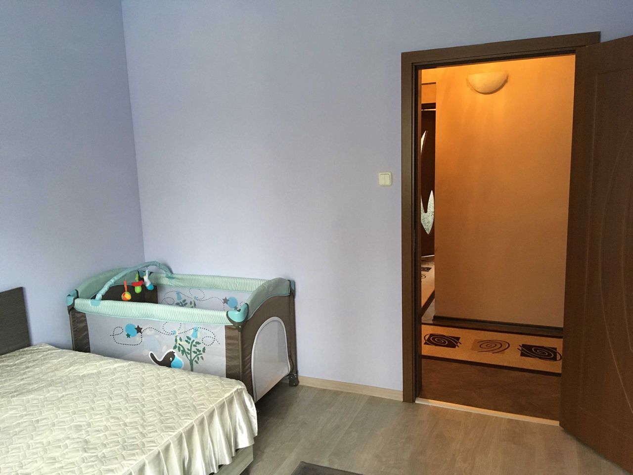 Продава се Тристаен апартамент в Хасково, Дружба 1 - 120 кв.м за 1084 €/кв.м - Снимка #11