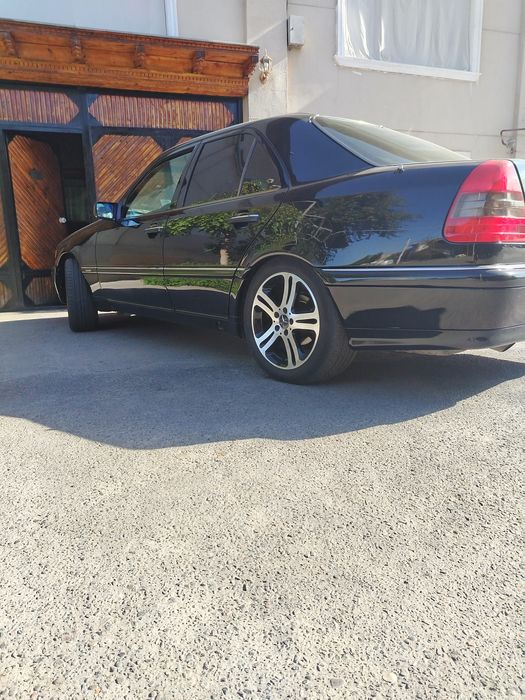 Mersedesi Benz 202