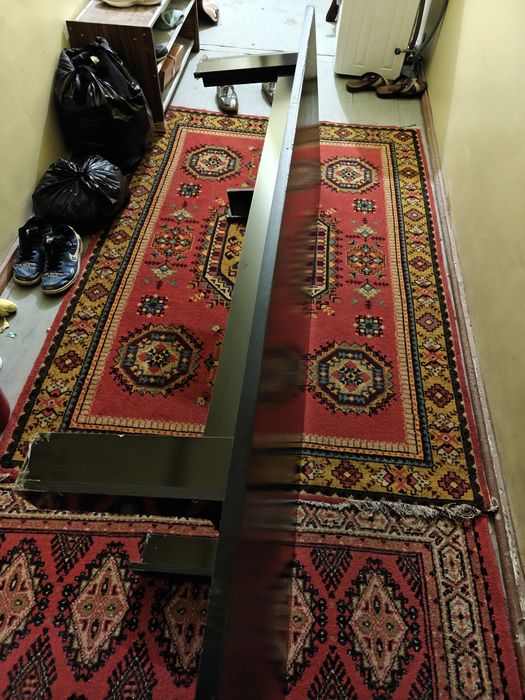 Стол в идеальном состоянии