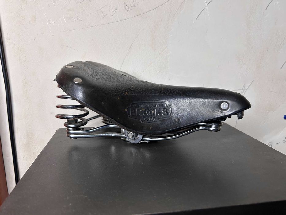 Седалка Brooks B66S