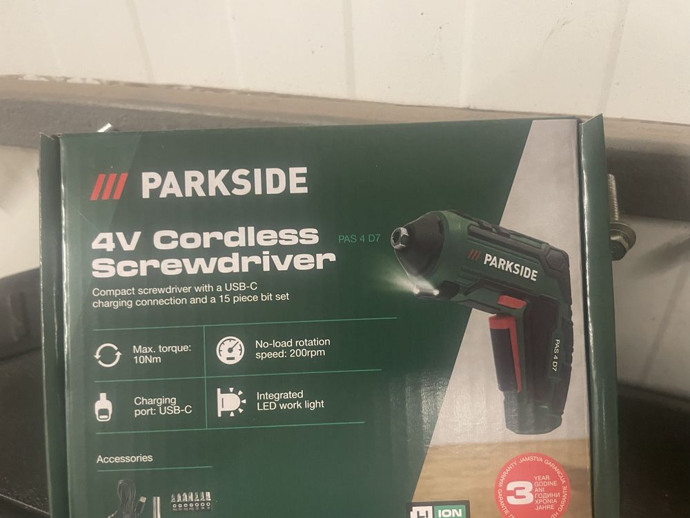 Акумулаторна отверка Parkside 4V