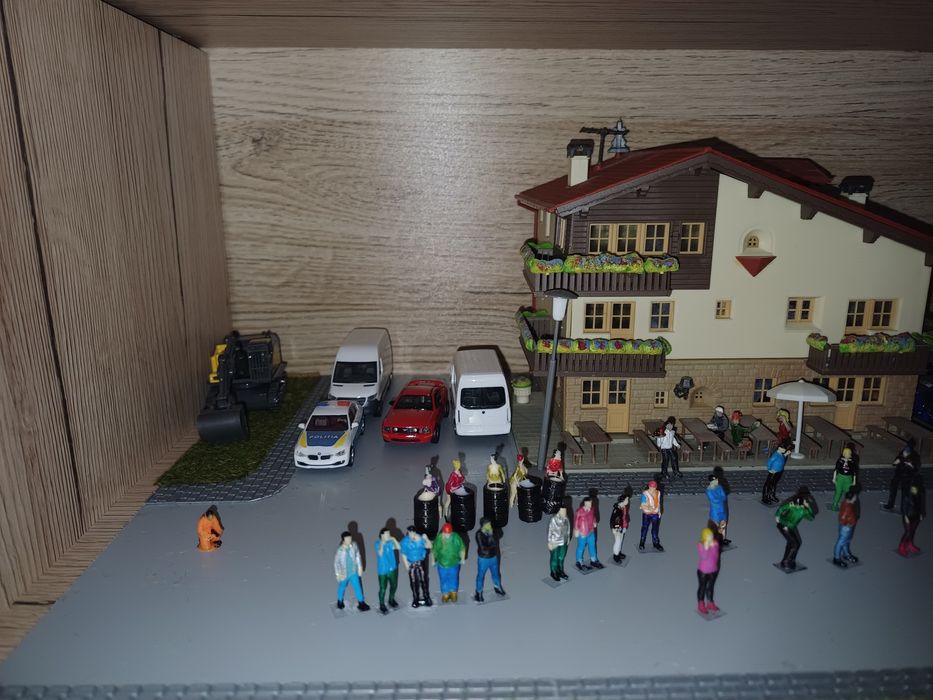 Figurine machete 1.87 HO