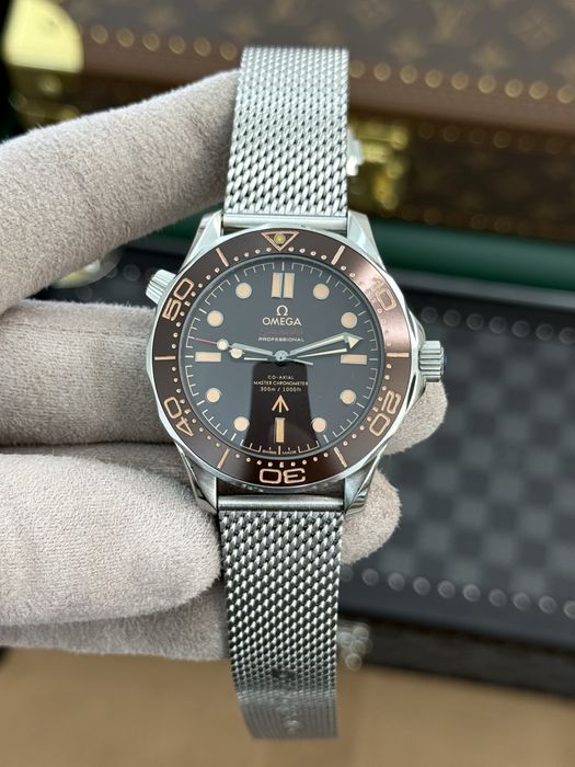 Omega Seamaster 007
