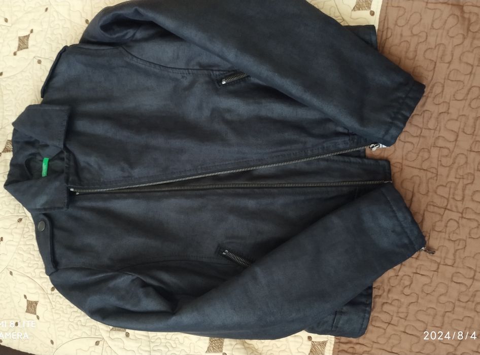 Кожено яке юноша