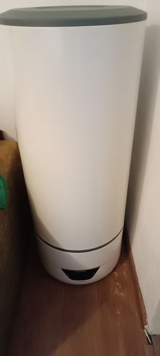 Boiler Ariston cu pompa de caldura