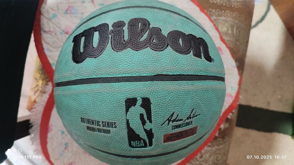 Продается баскетбольный мяч Wilson NBA