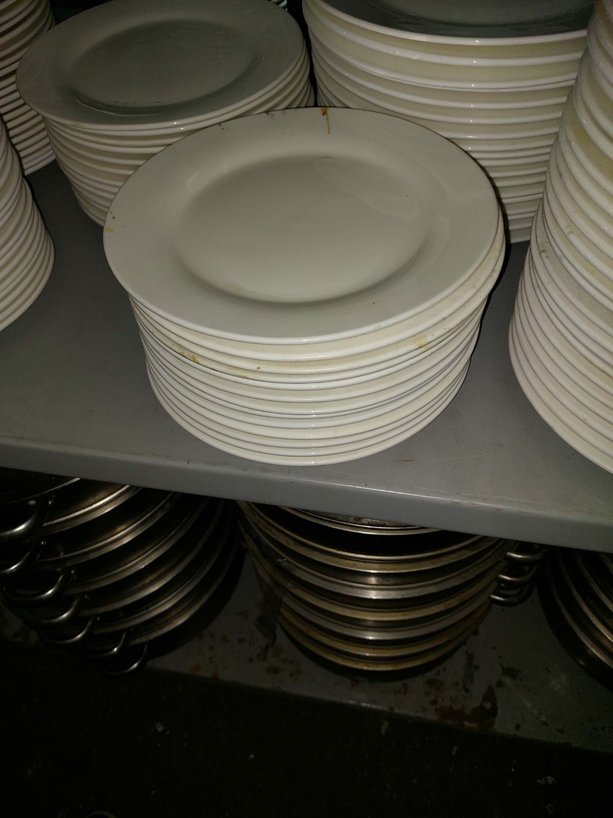 Продаём тарелки в хорошем состоянии