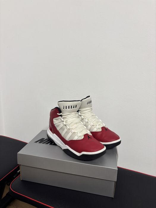 Air Jordan Retro – Mărimea 40-Red/White/Black-Stare excelentă