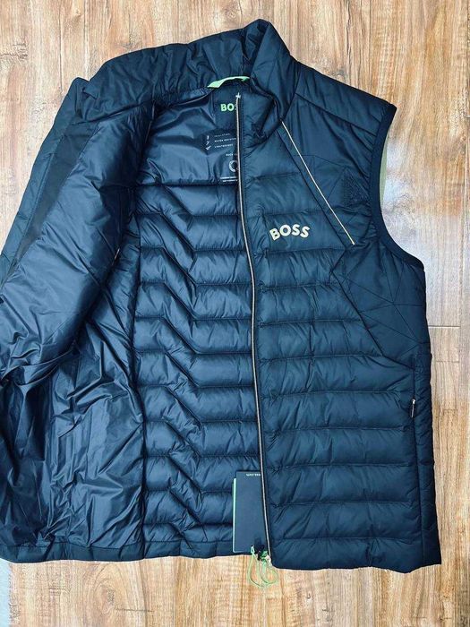 BOSS мужской жилет пуховик РАЗМЕР М