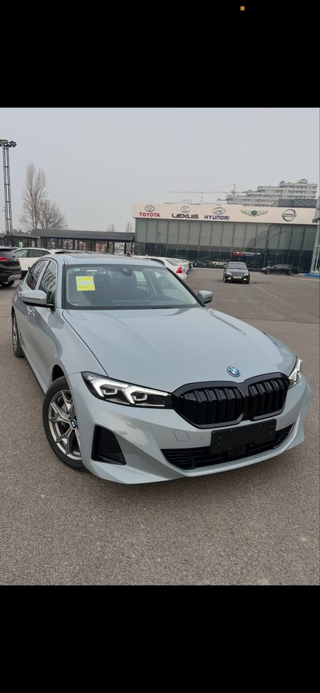 BMW i3 eDrive 35 L . 2025 Restyling. Nardo grey. В Ташкенте наличии.