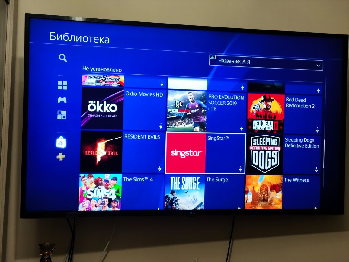 Playstation 4 в хорошем состоянии