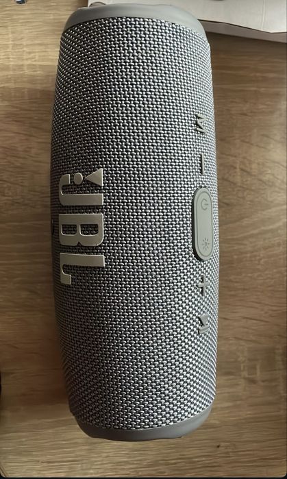 Jbl колона чисто нова