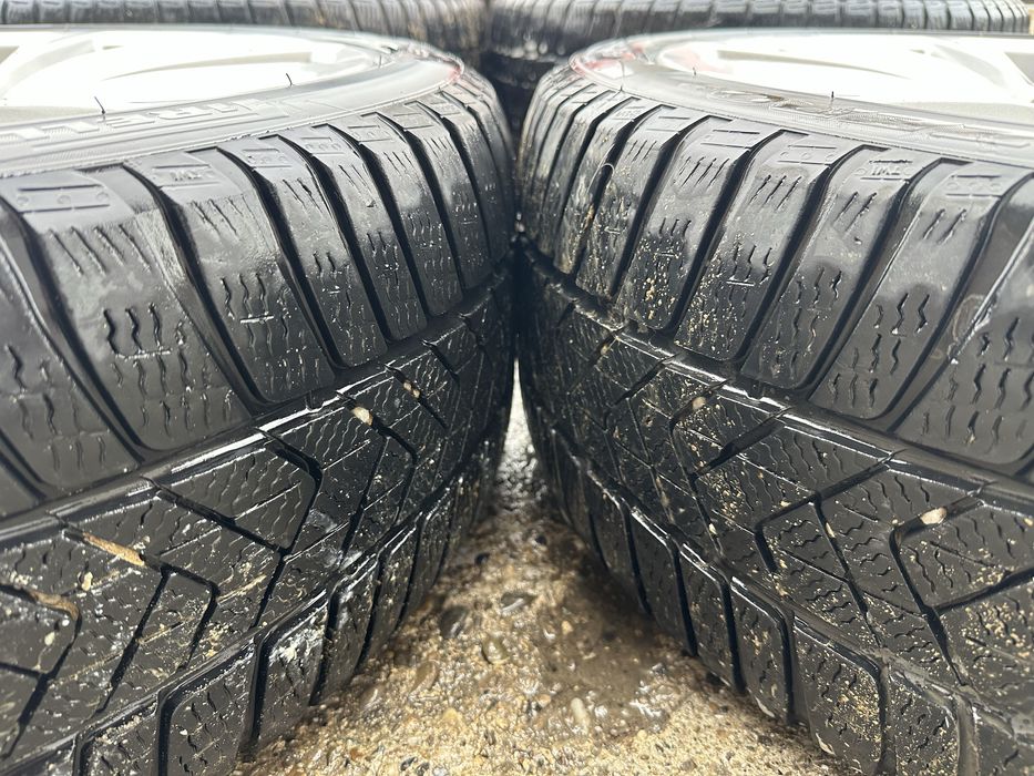 Jante / Roti BMW Seria 7 F01 F02 : 245 40 20 / 275 35 20