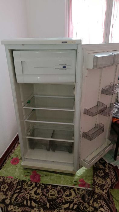 Холодильник б/у атлант
