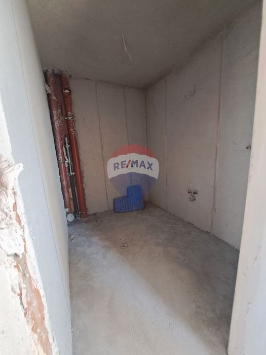 Продава се Двустаен апартамент в Варна, м-т Траката - 76 кв.м за 1435 €/кв.м - Снимка #7