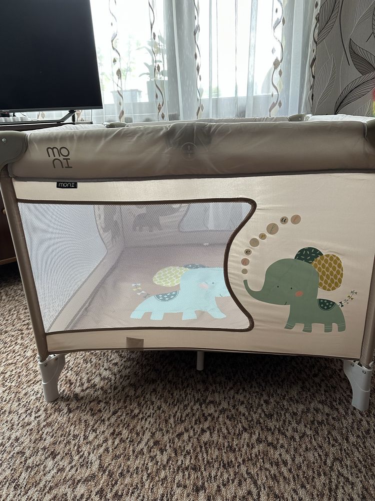 Кошара за игра Moni