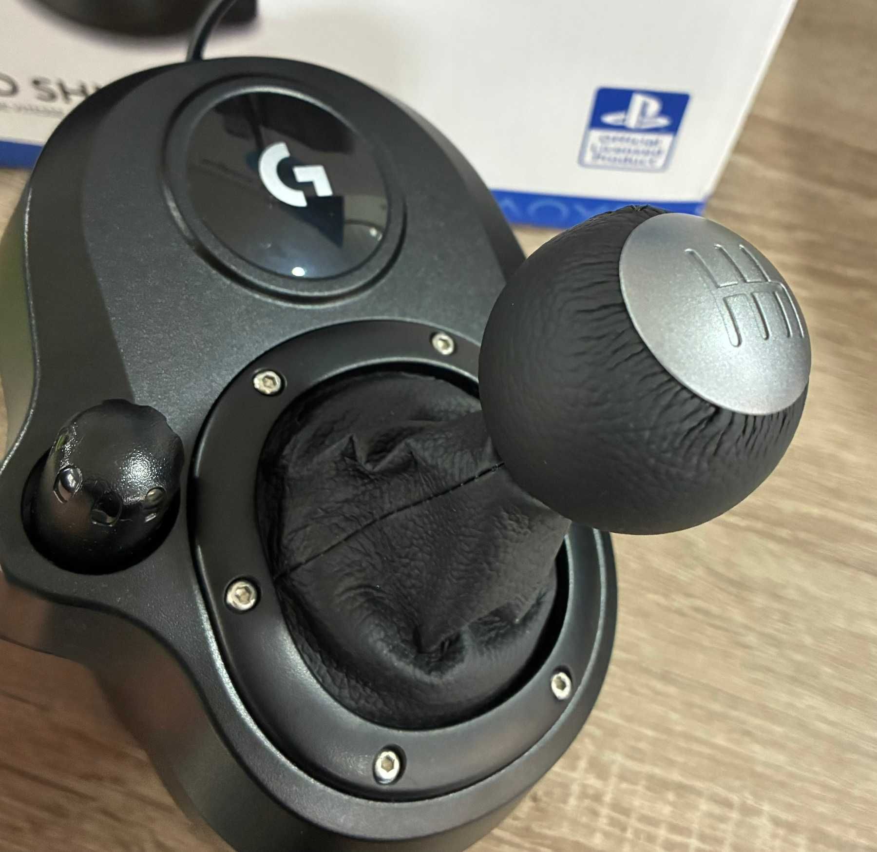 Волан и скоростен лост LOGITECH TRUEFORCE G923 SE COMBO с гаранция