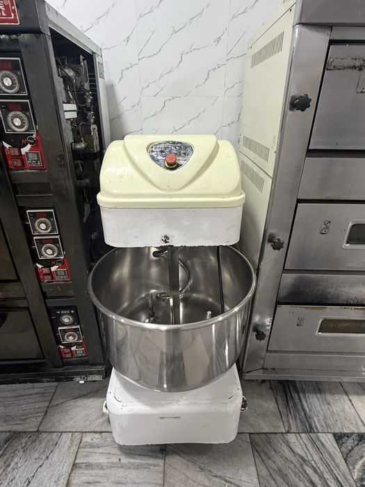 Non pechka 2 ta mishalka 1 ta qolip 3 kanplek