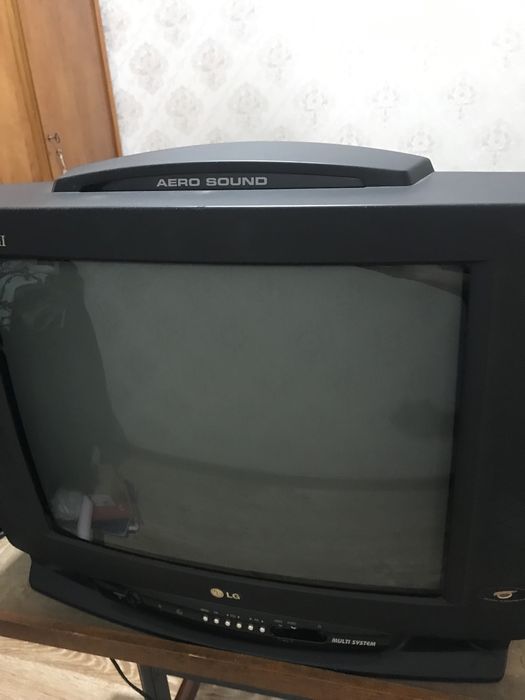 Срочно Продается телевизор LG ( корея)