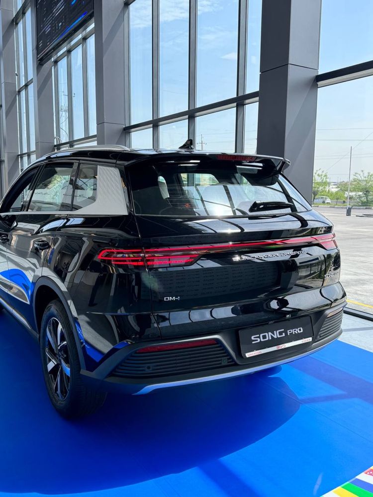 BYD Song Pro DM-i Champion 71 Flagship от официального дилера