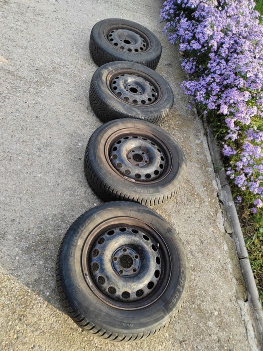 Roti iarna 195/65 R15 hankook jante tabla