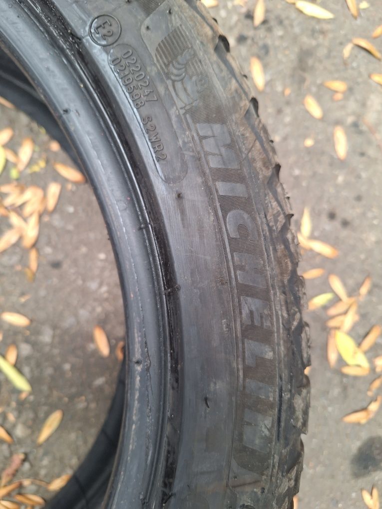 7 +mm! 225 45 17 Michelin crossclimate 2