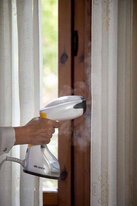 Вертикална парна ютия Ariete Stiratrice Verticale 1200W - ПРОМОЦИЯ!