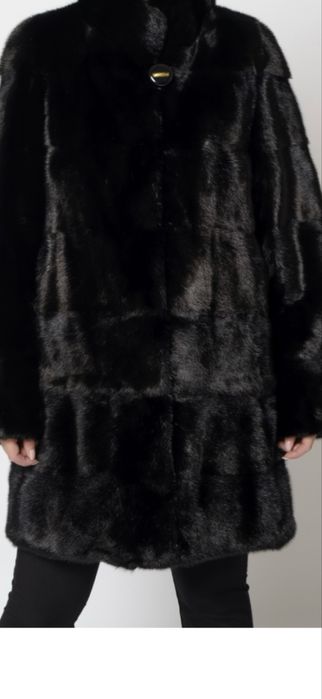 Продам норковую шубу черный бриллинант поперечка трансформер