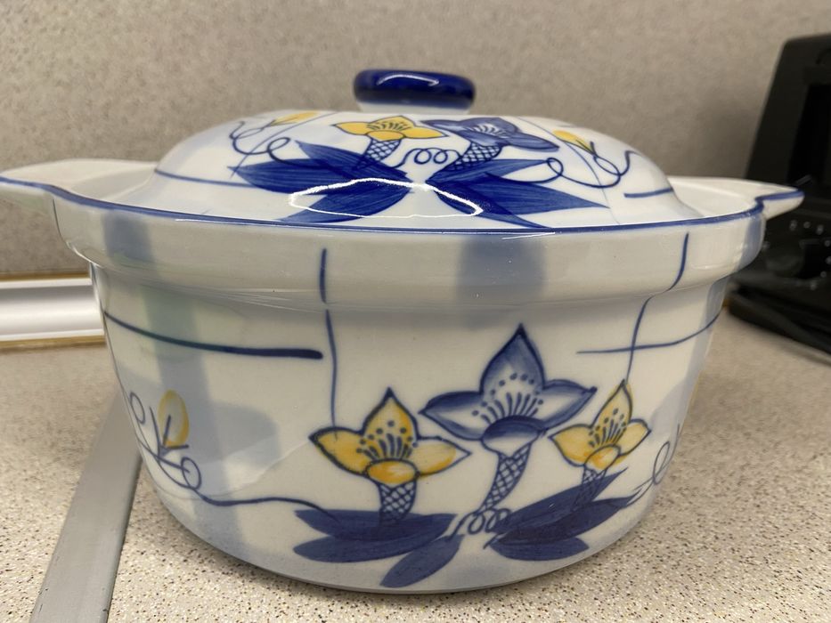 2 броя винтидж порцеланов съд и супник/ тенджера с капаци