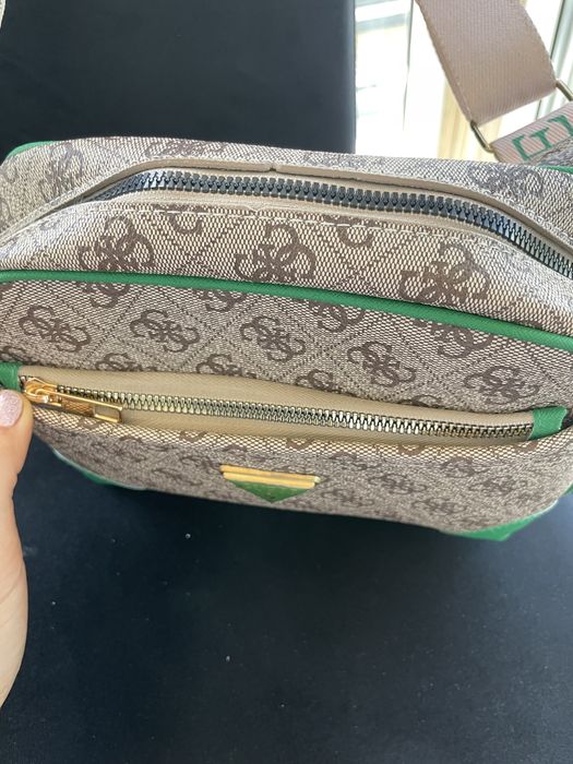Чанти Guess