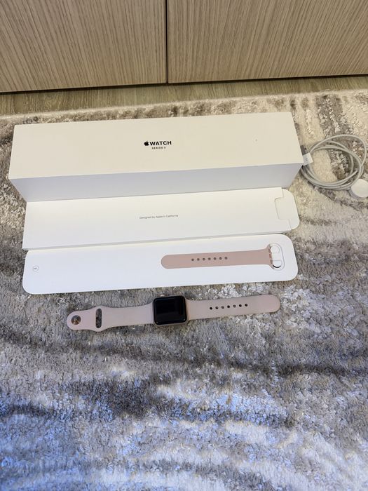 Apple Iwatch serie 3 roze-gold