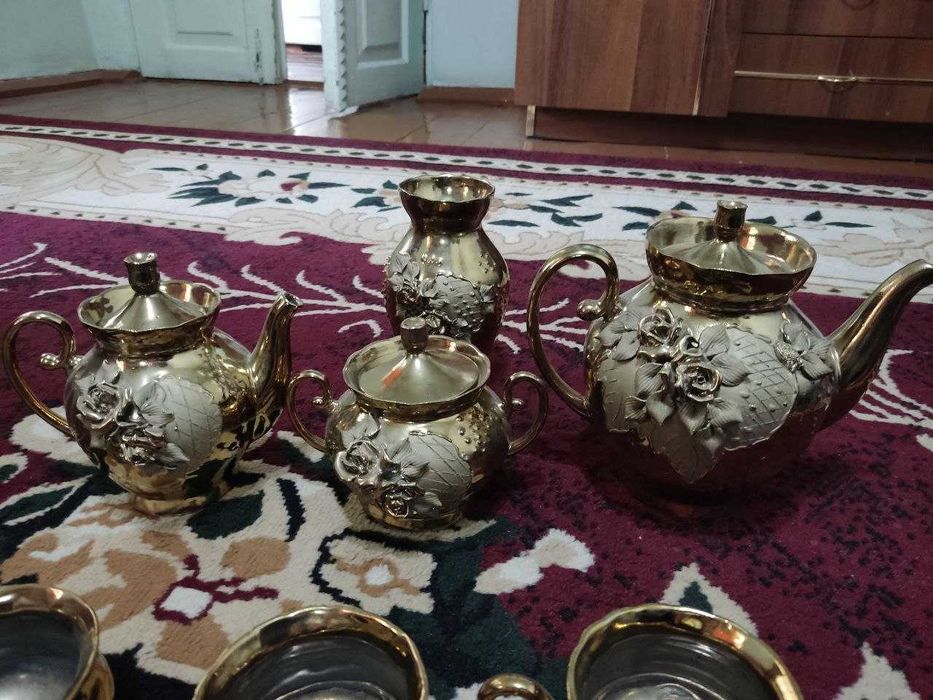 Сервиз Золотистый