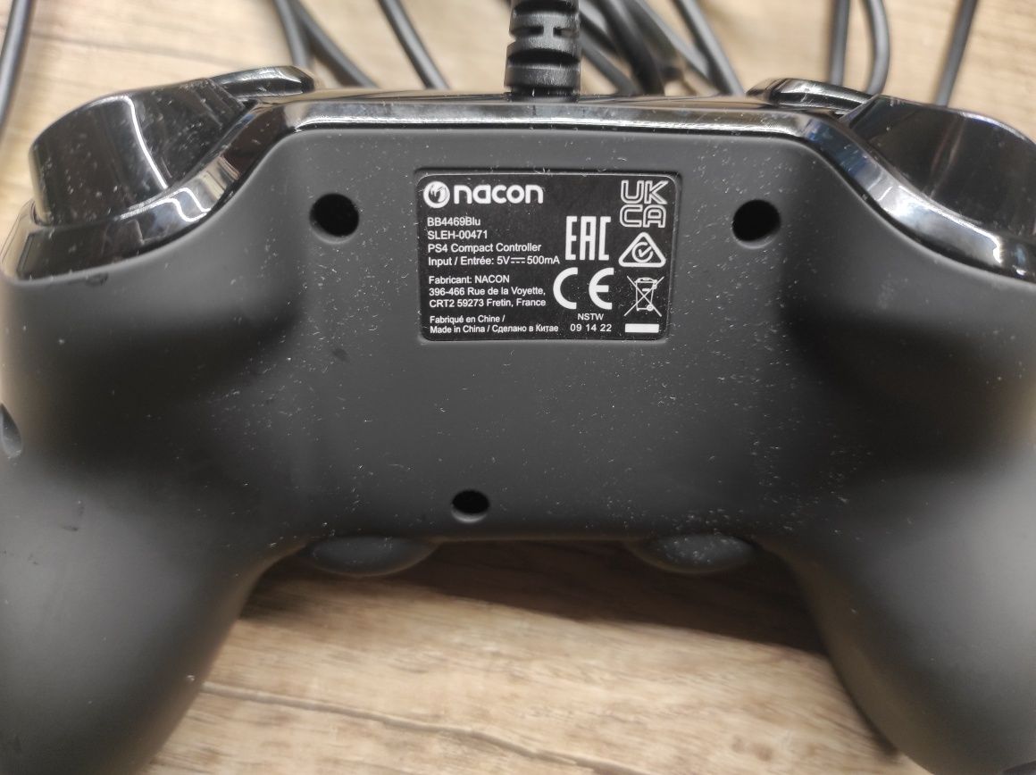 Контролер за PS4 nacon