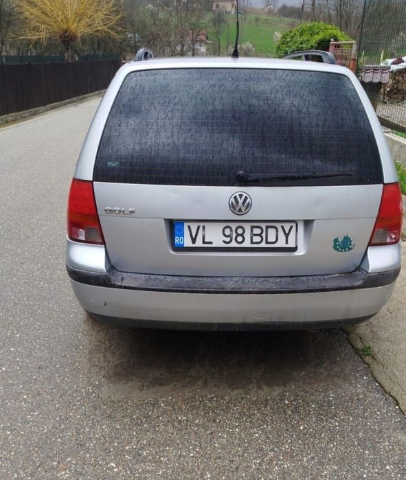 Vand Golf 4 an 2002.         .