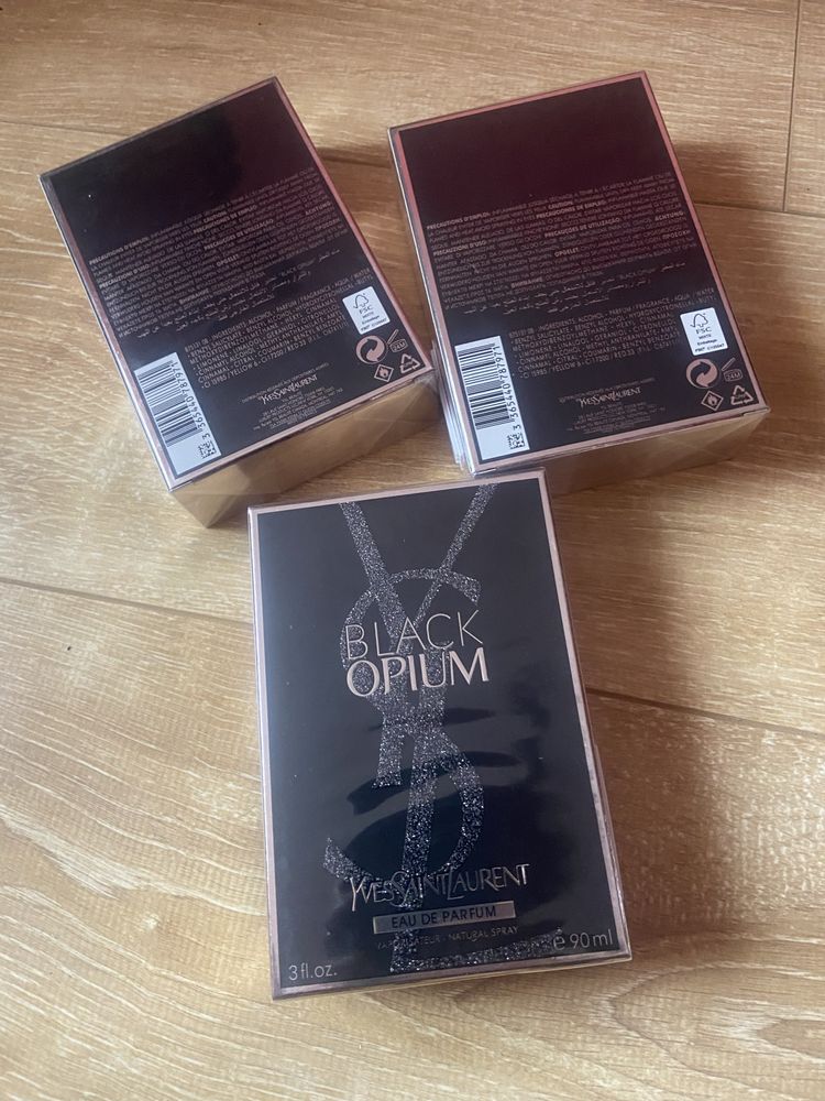 Parfum Dama Black Opium nou