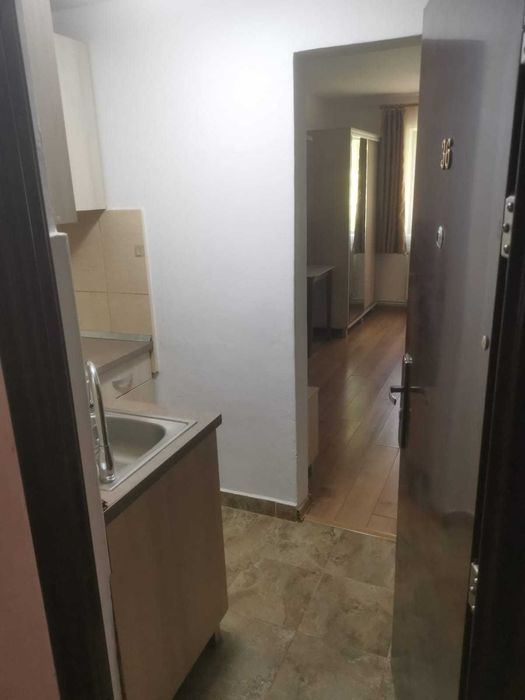 Garsoniera de inchiriat