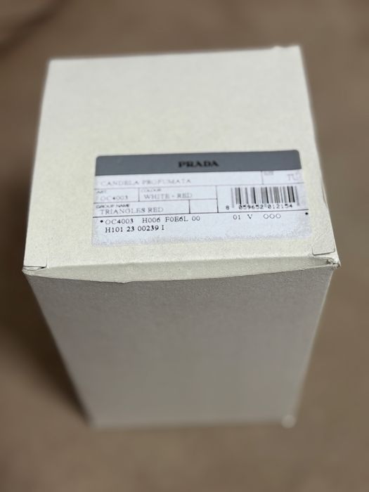 Lumânare parfumată Prada (Cadoul ideal)