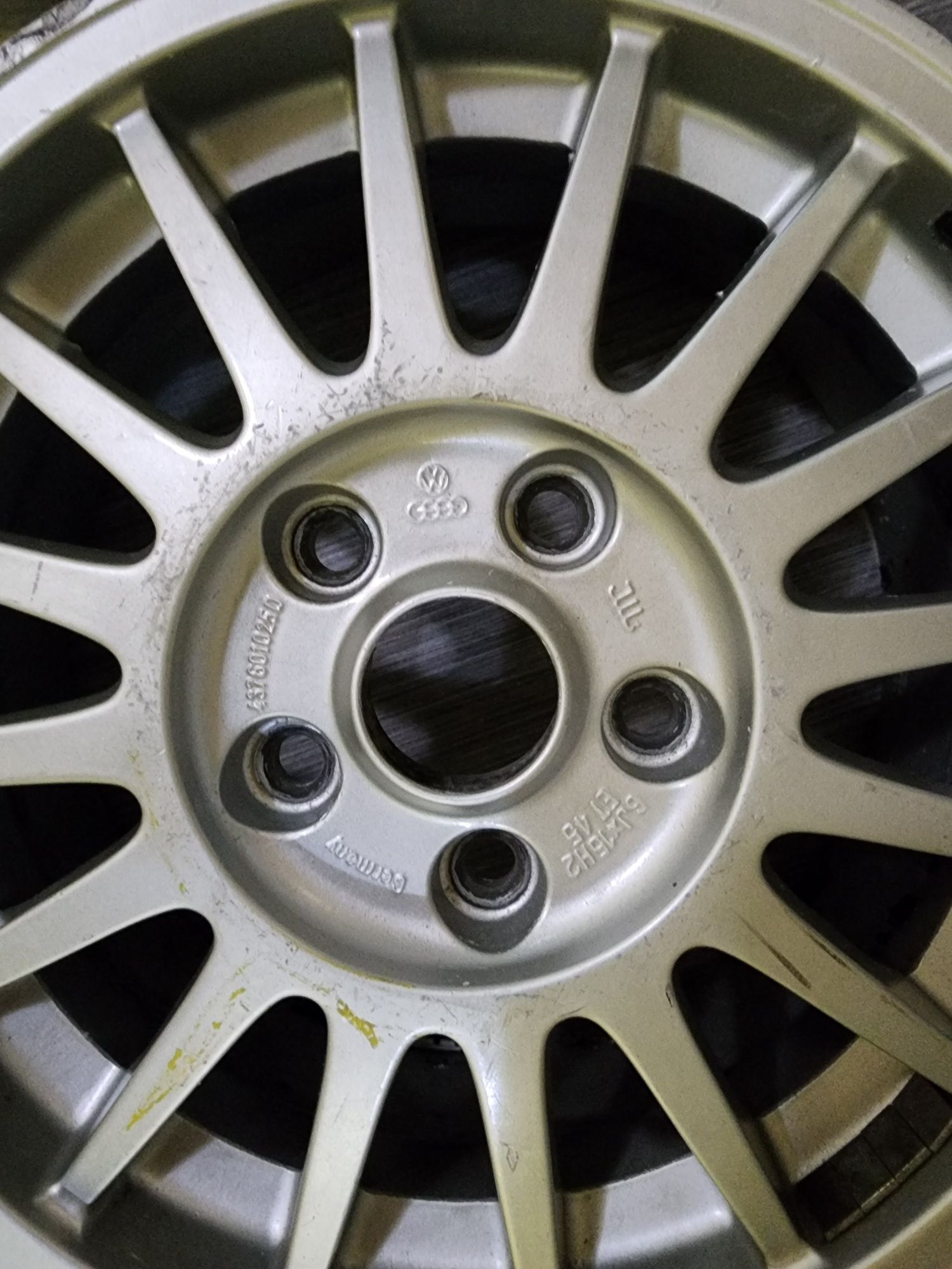 Джанти за Audi и VW 15 цола 6J ET 45
