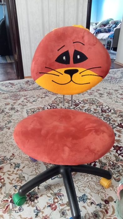 Кресло детская..