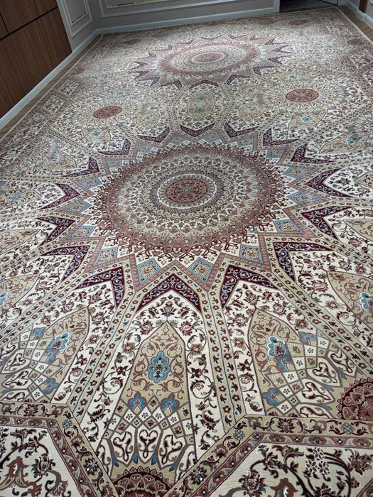 GILAM ideal xolatda SOTILADI 7m x 4m