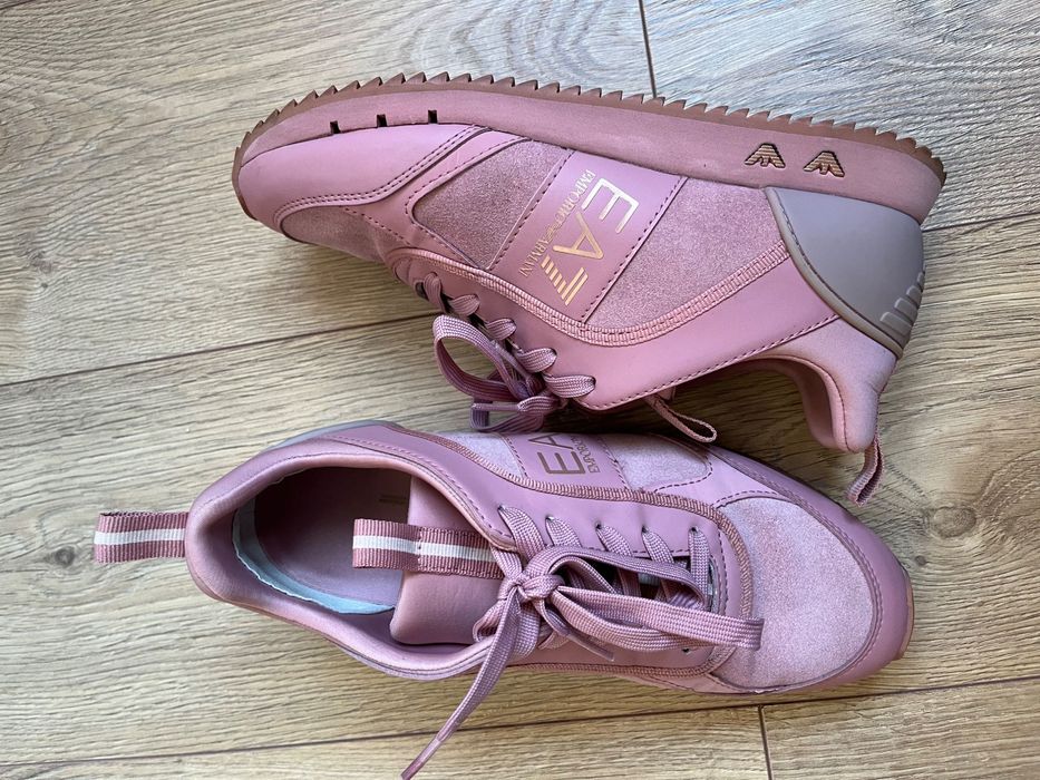 Emporio Armani 40номер,цвят пепел от рози