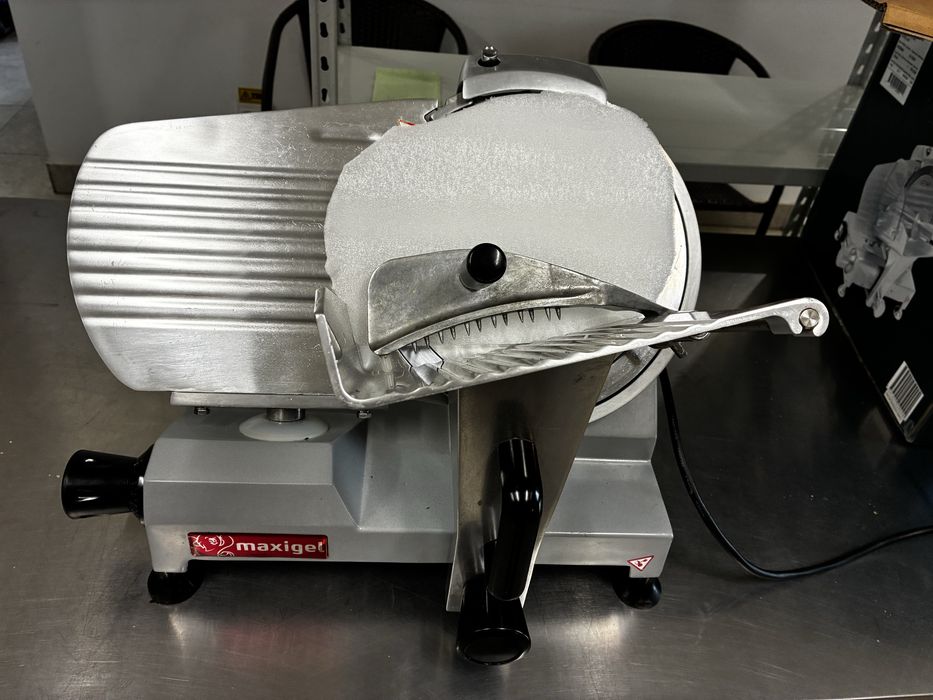 Feliator Mezeluri Maxigel Horeca