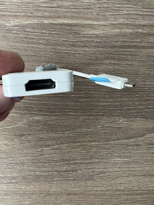 Adaptor MHL, microUsb 3.0, pentru redare de pe telefon pe TV pe HDMI.