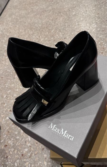 Туфли женские черного цвета