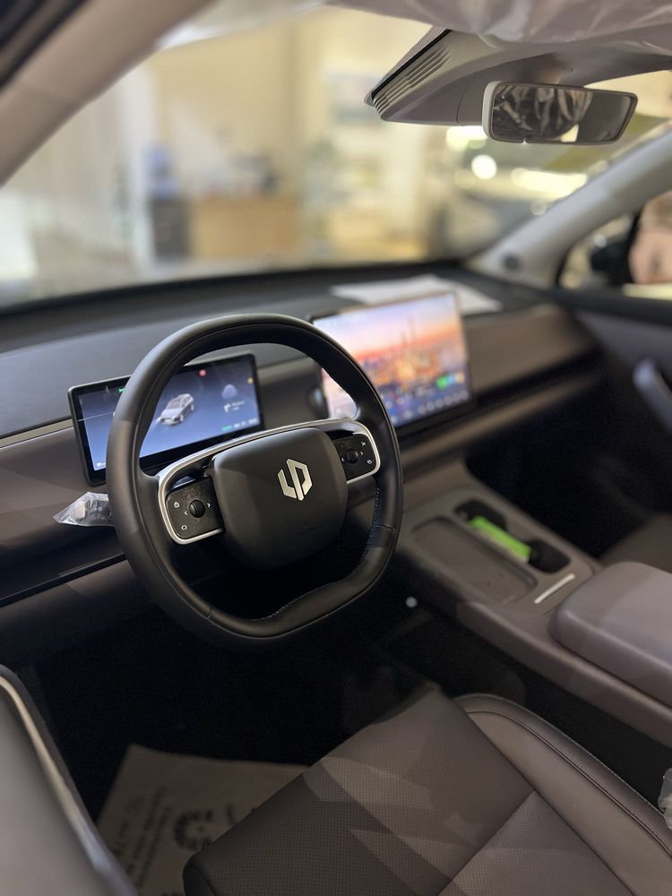 LEAPMOTOR C16 Smart 2025