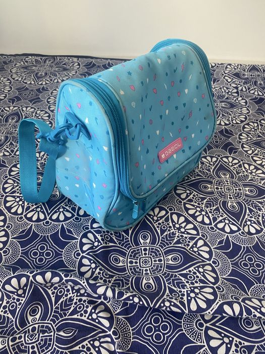 Раница за училище, мешка, чанта за храна